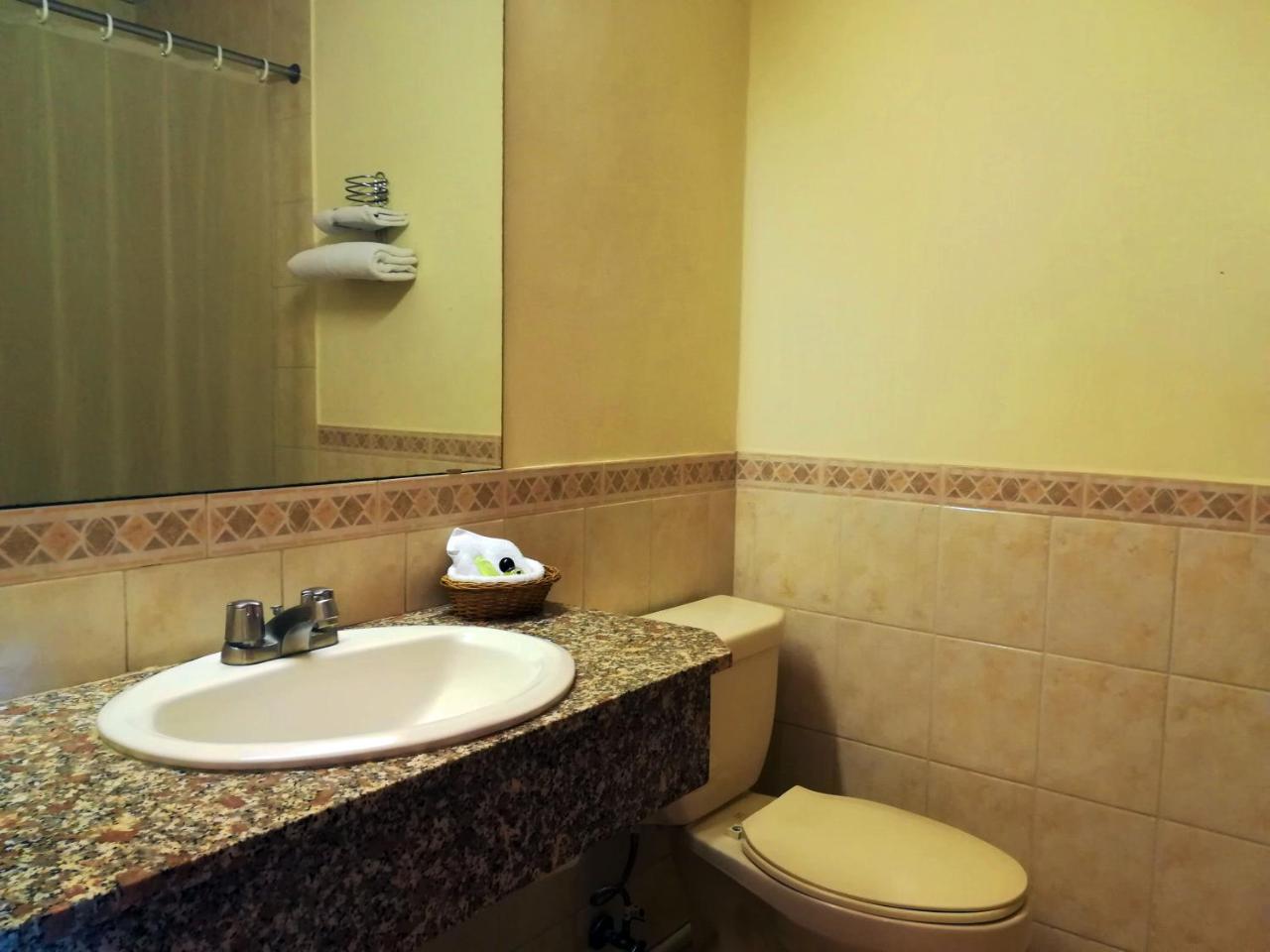 Hotel Berlin سان سلفادور المظهر الخارجي الصورة